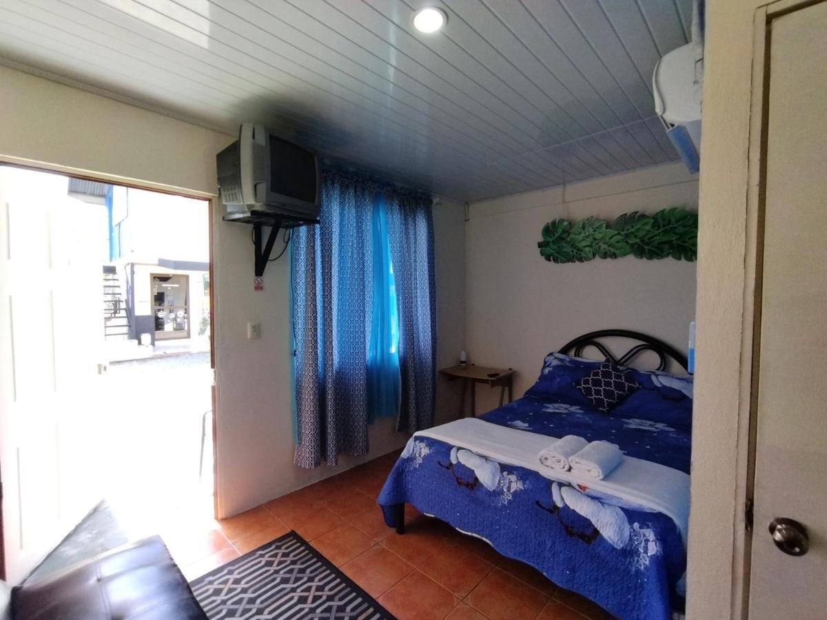 Hospedaje La Galerie Ciudad Cortes Ngoại thất bức ảnh